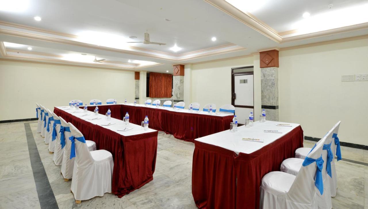 Hotel Orange Blossom Tiruchirappalli Exterior foto